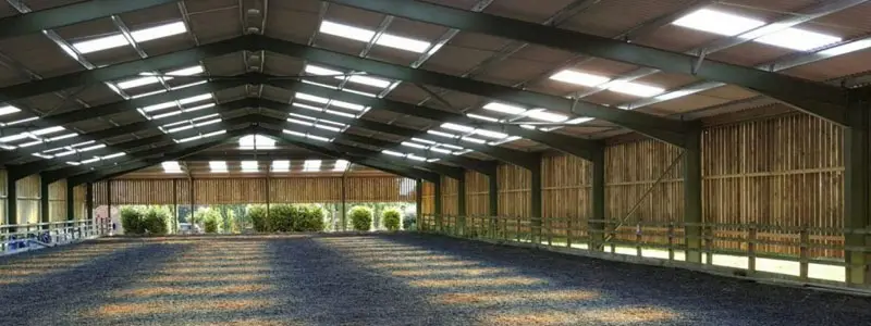 Advantages of Using Timber Cladding for Your Stable Buildings